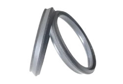 Flat pipe gasket for uniform load distribution in pipeline joints